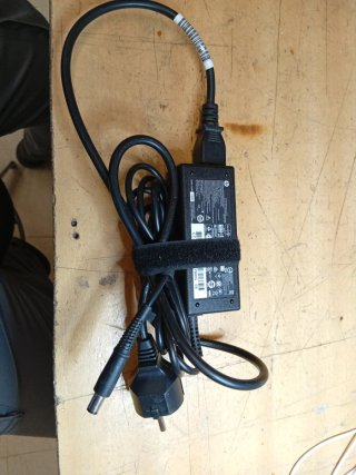 Cargador HP PPP009C