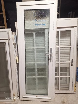 Puerta PVC Doble Cristal Seguridad .73x194 alto