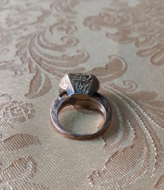 Anello sigillo afghano nero mm 17,5