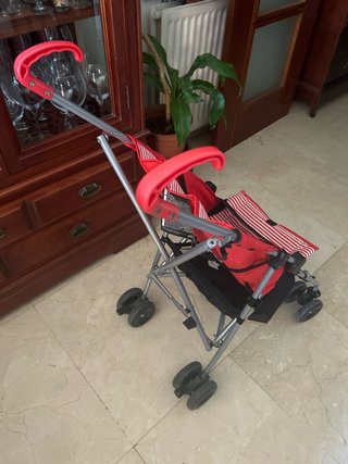 Silla de paseo Asalvo roja y blanca