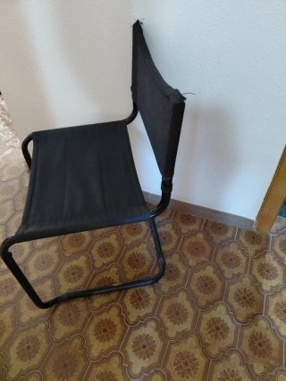 Silla de oficina negra