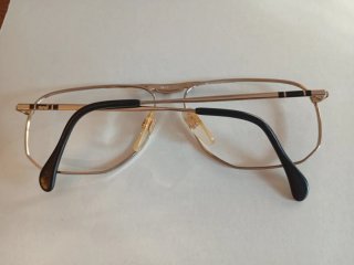 Gafas Mondi Doradas y Negras
