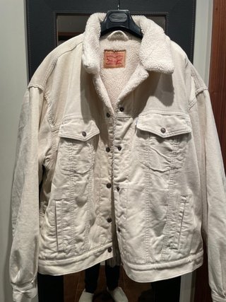 Cazadora Levi's pana forrada borreguito