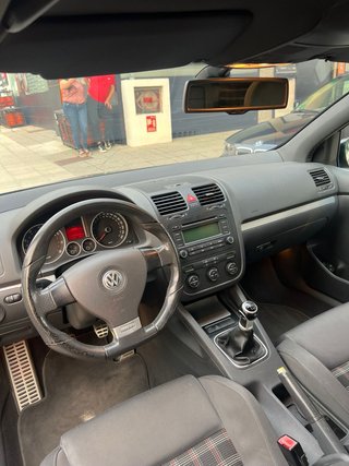Volkswagen Golf 2005