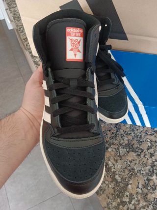 Zapatillas Adidas Top Ten Negras y Naranjas