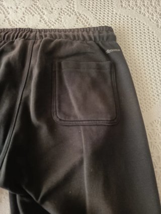 Pantalón chándal jogger Adidas Essentials climalit