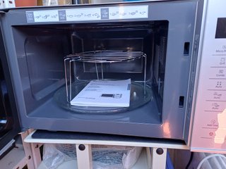 Microondas Panasonic NN-K36HMM Plata