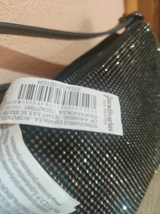 Bolso fiesta Stradivarius negro con brillos