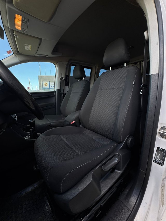 Volkswagen Caddy 5 PLAZAS