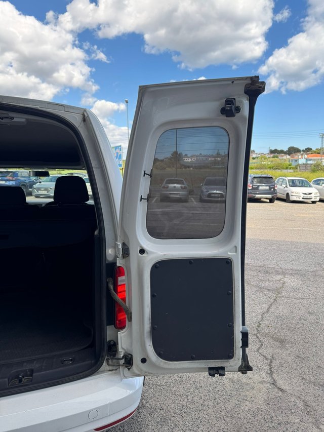 Volkswagen Caddy 5 PLAZAS
