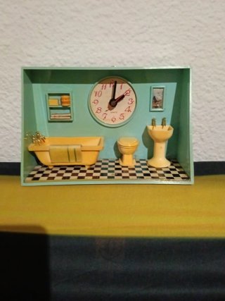 Decorazione da bagno con orologio