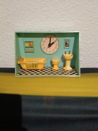 Decorazione da bagno con orologio