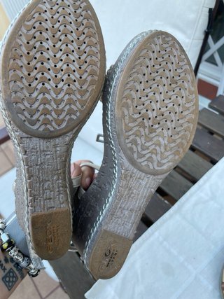 Sandalias cuña Geox doradas/plateadas
