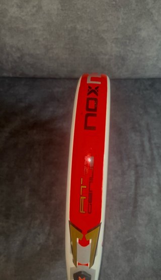 Pala de pádel NOX AT Genius