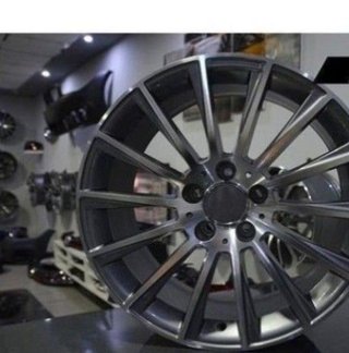 Juego de 4 Llantas 22 Radial Grey MB33