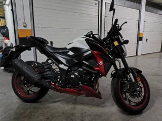 Suzuki GSX-S750 Naked Moto