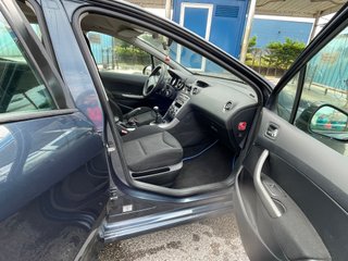 Peugeot 308 1.6 e-HDi 115 CV