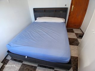 Cama Matrimonio LED y USB