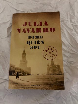 Dúo de Bestsellers: Dime Quién Soy y Mar de Foc