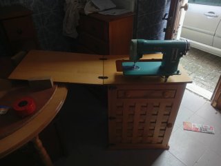 Máquina de coser Alfa De Luxe antigua