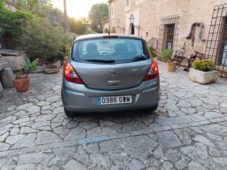 Opel Corsa 1.2 gasolina 2010