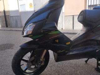 Aprilia SR 50 Scooter Venta urgente