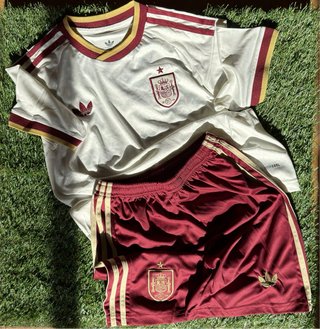 Conjunto Adidas España