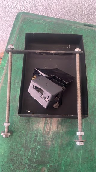 Soporte y repartidor para batería
