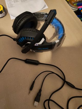 Auriculares Gaming Azul SIN USO.