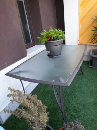 Mesa de jardín cristal y metal