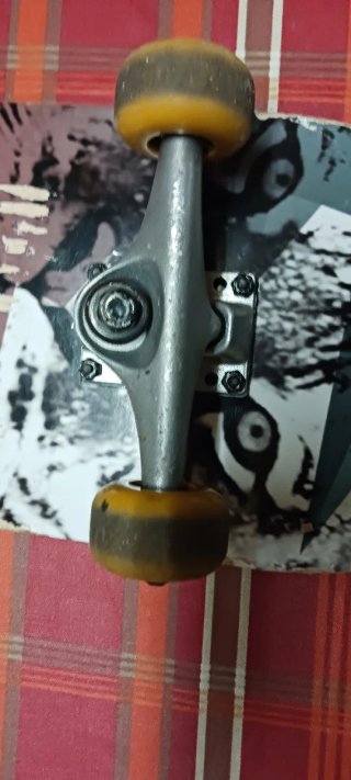 Tabla de skate negra