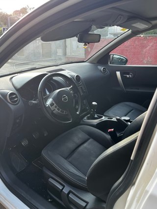 Nissan Qashqai+2 2010