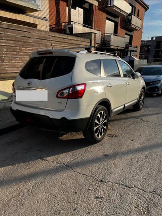 Nissan Qashqai+2 2010