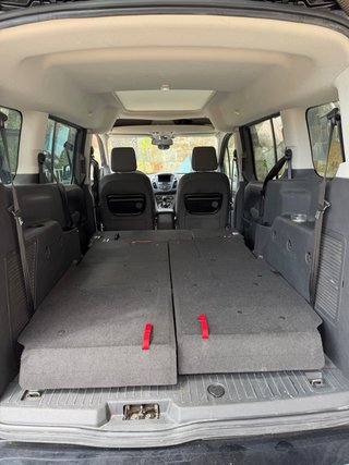 Ford Grand Tourneo Connec 2016