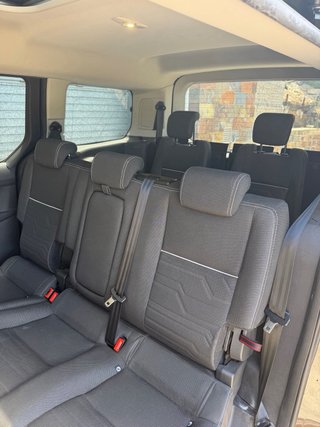 Ford Grand Tourneo Connec 2016