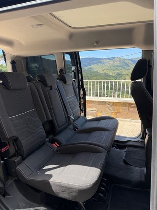 Ford Grand Tourneo Connec 2016