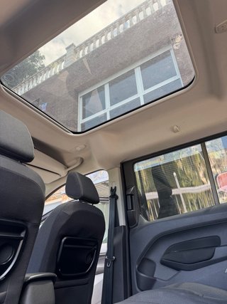 Ford Grand Tourneo Connec 2016