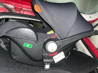 Silla de coche para bebé negra