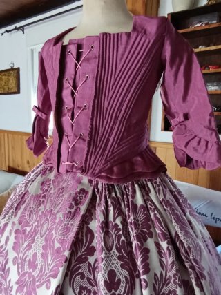 Falda Fallera Morada y Beige