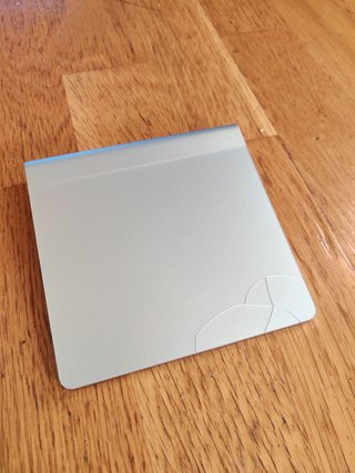 Apple Magic Trackpad A1339 funciona perfecto