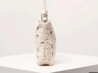 Bolso de crochet beige