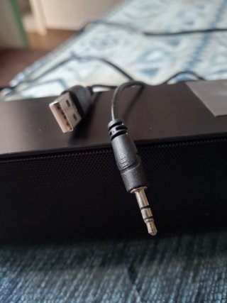 Barra de sonido negra