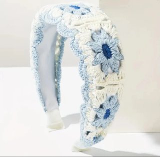 Diadema crochet flores azul y blanco