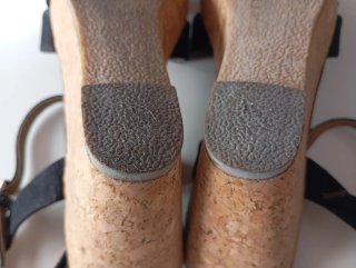 Sandalias Negras Cruzadas