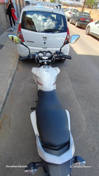 Motocicleta honda cb 125 f