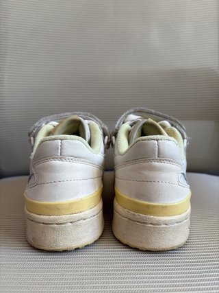 Zapatillas Adidas Forum 84 Low blancas y amarillas