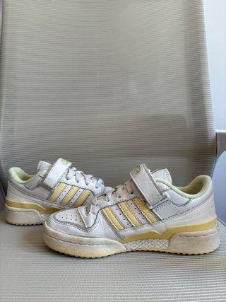 Zapatillas Adidas Forum 84 Low blancas y amarillas