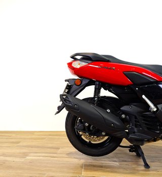 YAMAHA NMAX   (modelo actual) 2024