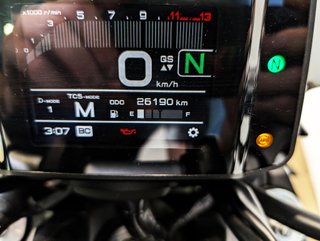 YAMAHA MT 09  35kW (modelo actual) 70kW 2023