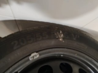 4 Llantas con Neumáticos